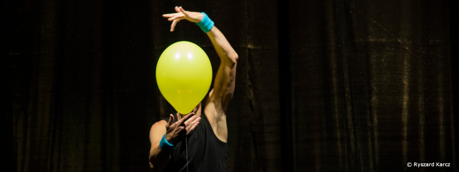 Séance tout public « Ballon Bandit » – Inti Théâtre [Dès 2,5 ans]